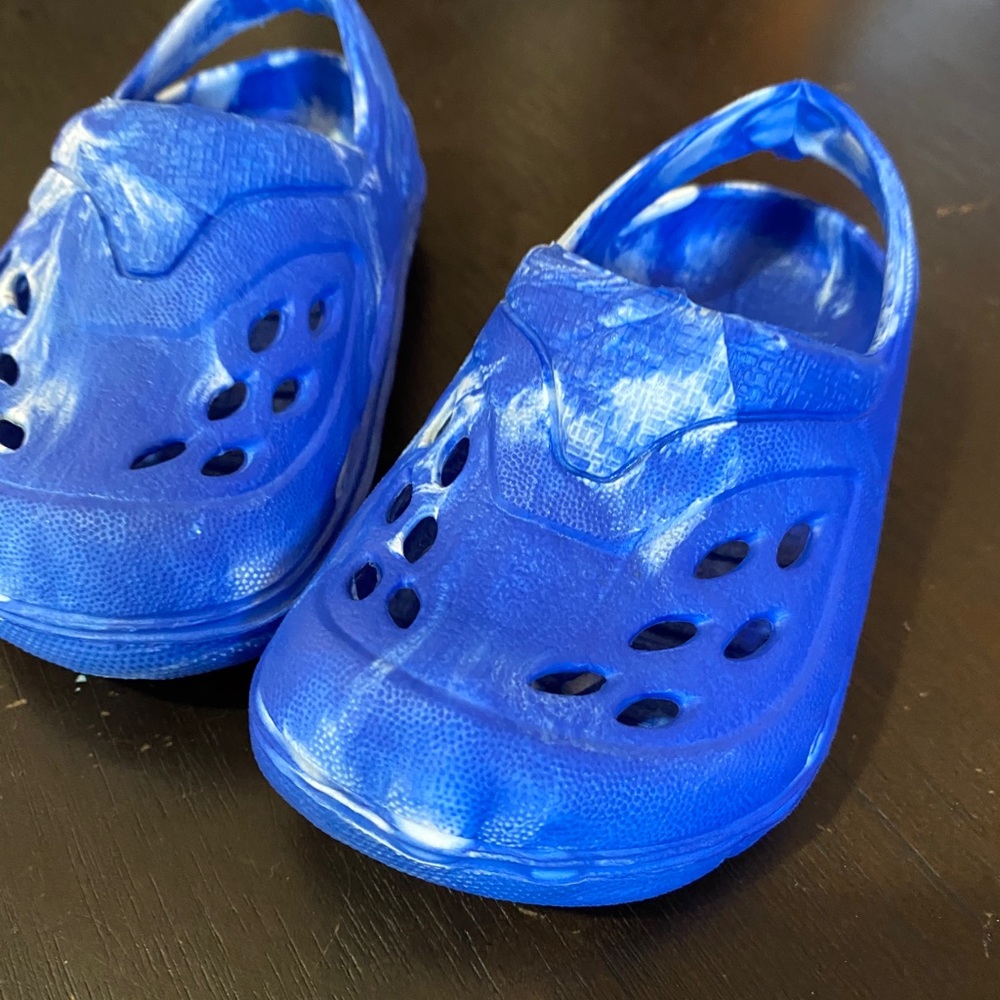 Crocs - Picture 2 of 2
